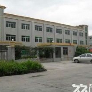 出租三横附近标准厂房3260平方