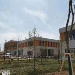 宁波南部滨海新区产业集聚核心地带，可定制厂房