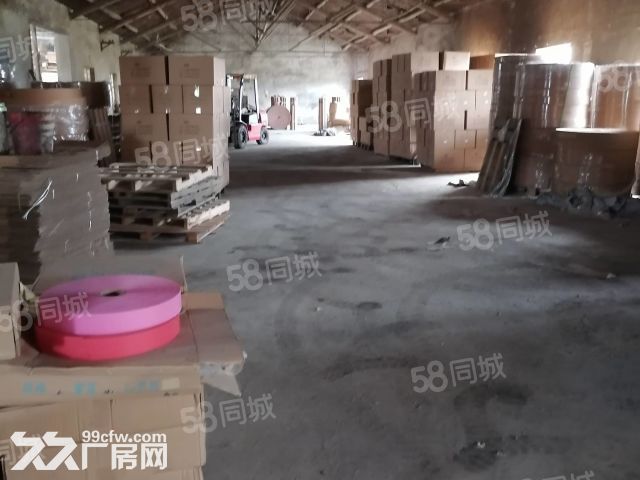 一楼砖瓦房500平米，高4，电30KVA