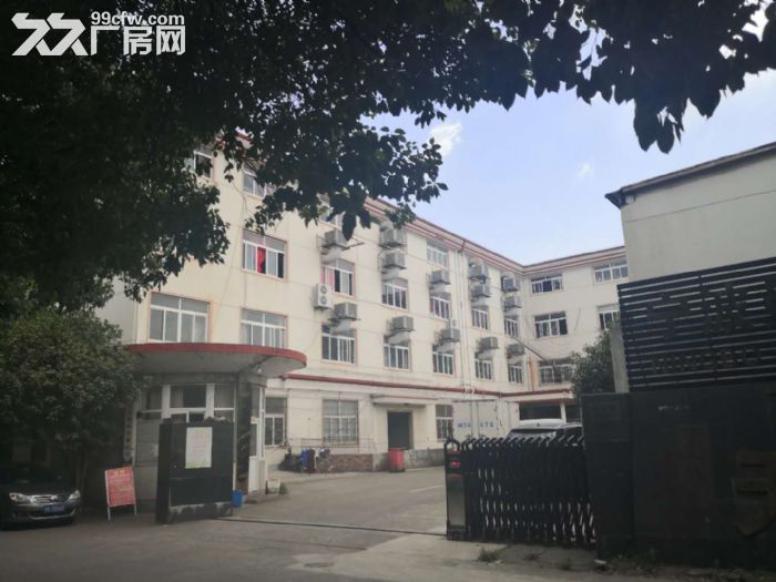 邱隘回龙−5000平−标准厂房−4层−配货梯