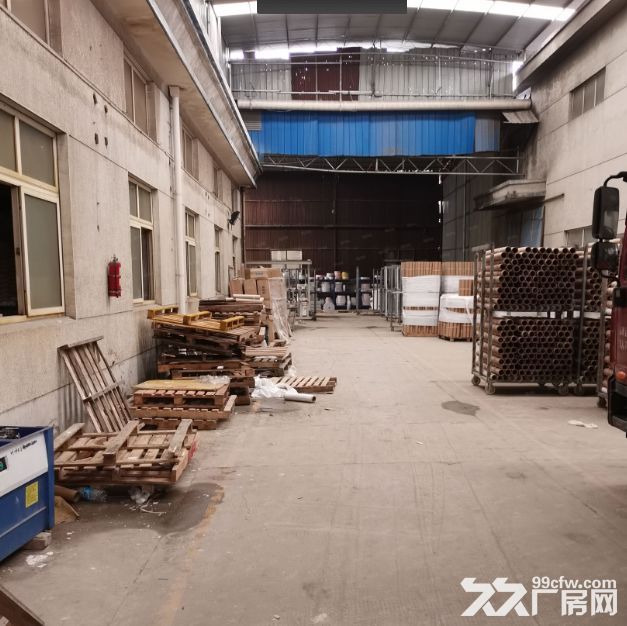 东吴平塘一楼500平米钢架有行车厂房出租